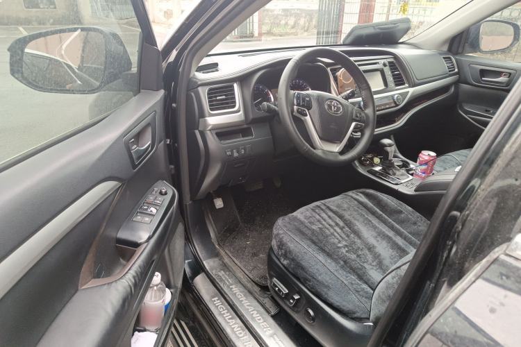 Used Toyota Highlander 2015 2.0T Four-Wheel Drive Luxury Edition 7-Seater Driver Seat