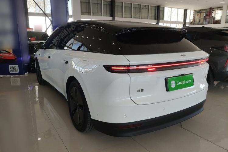 Used Li Auto i6 2025 Model Two-Wheel-Drive Standard Type Rear Left 45 Deg