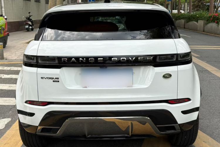 Used Land Rover Range Evoque 2023 Aurora L 249 PS Luxury Edition
