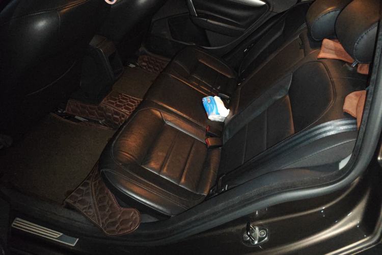 Used Volkswagen Gran Lavida 2013 1.6L Automatic Comfort Model