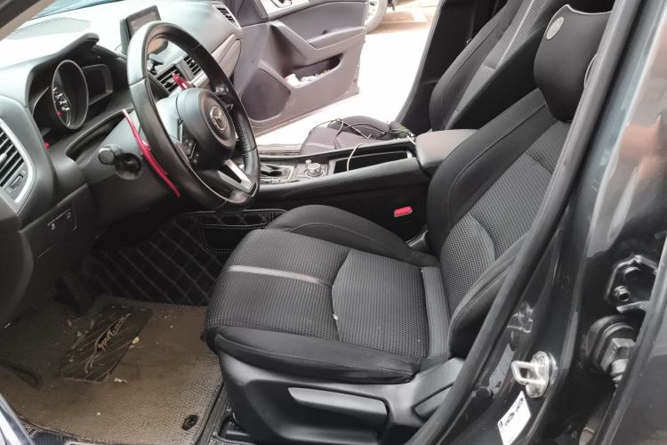 Used Mazda Mazda 3 Axela 2017 Hatchback 2.0L Automatic Luxury Model Emission Standard China V