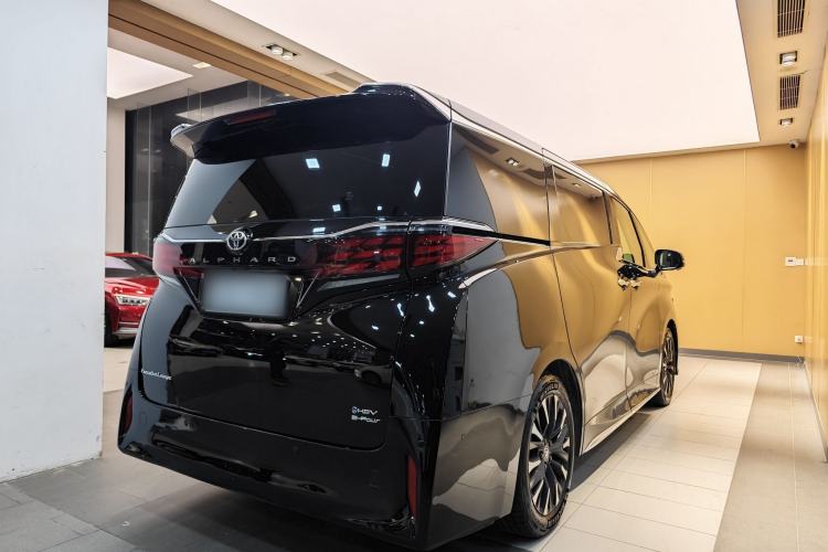 Used Toyota Alphard 2024 Dual-Engine 2.5L Prestige Edition
