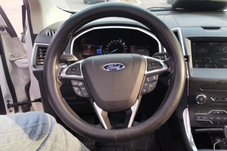 Used Ford Edge 2018 EcoBoost 245 Two-Wheel-Drive Titanium 7-Seater China V Standard