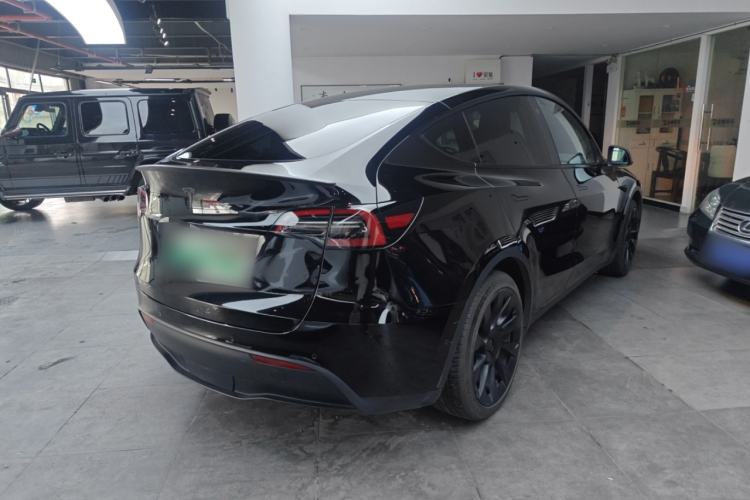 Used Tesla Model Y 2021 Standard Range Rear-Wheel Drive Version
