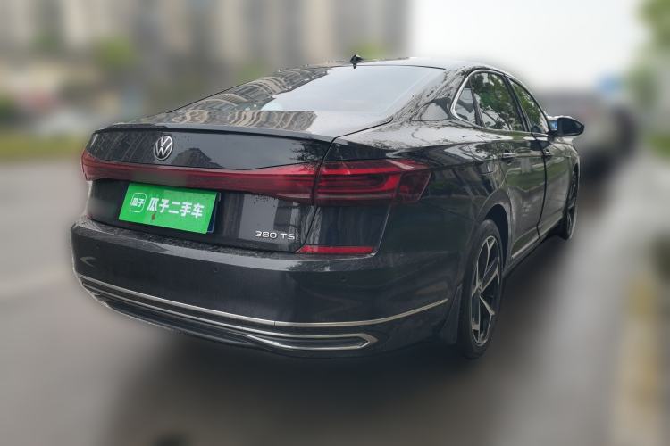 Used Volkswagen Passat 2025 Outstanding Model 380TSI Starry Dragon Glorious Edition
