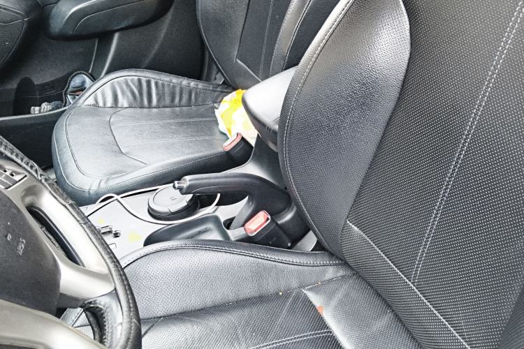 Used Hyundai ix35 2015 2.0L Automatic 2WD Smart Version China V Standard
