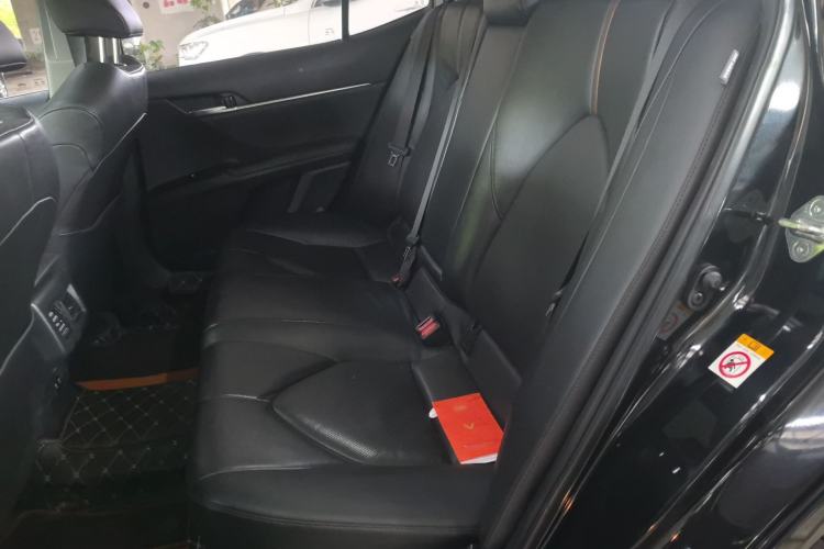 Used Toyota Camry 2018 2.5G Luxury Edition Left Rear Seat