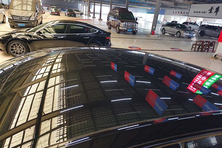 Used Tesla Model Y 2023 Long-Range All-Wheel-Drive Version