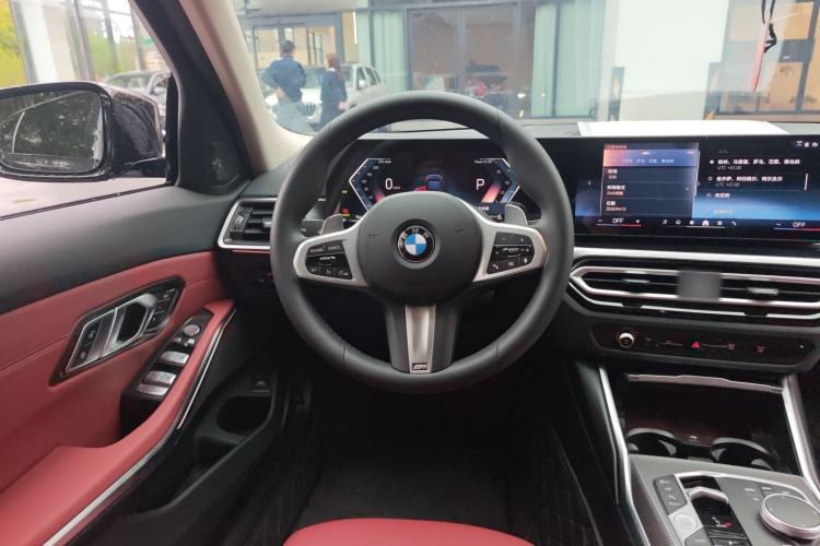 Used BMW 3 Series 2024 325Li M Sport Package Steering Wheel