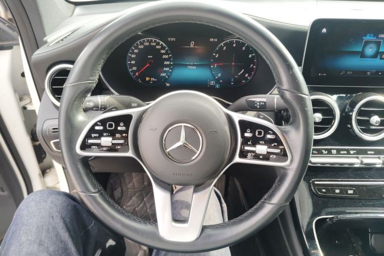 Used Mercedes-Benz GLC Coupe 2020 GLC 260 4MATIC Coupe SUV Steering Wheel