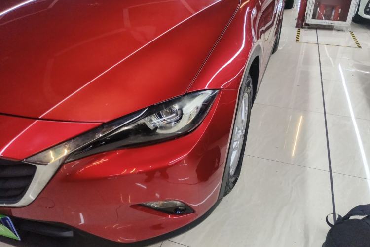 Used Mazda CX-4 2018 2.0L Automatic Two-Wheel Drive Blue Sky Luxury Edition Left Front Headlight