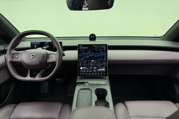 Used Nio ET5T 2024 75kWh Touring Center Console