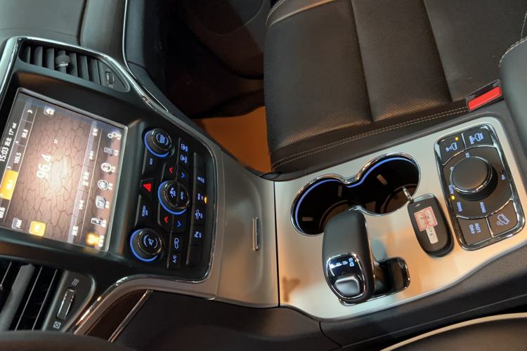 Used Jeep Grand Cherokee (Import) 2015 3.6L Luxury Navigation Edition