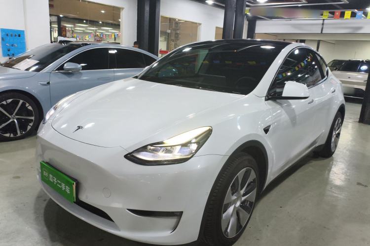 Used Tesla Model Y 2021 Long-Range All-Wheel-Drive Version 3D7