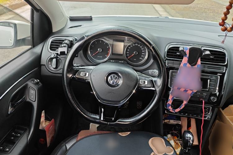 Used Volkswagen Polo 2014 1.6L Automatic Luxury Edition
