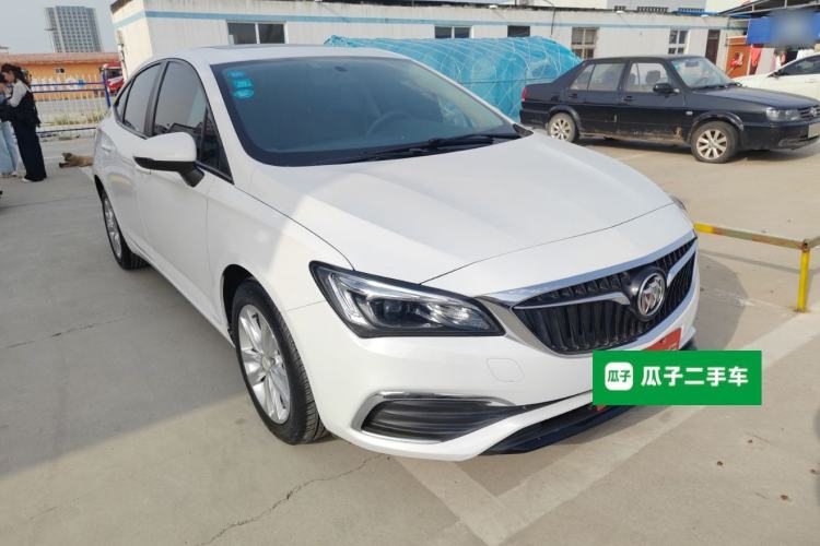Used Buick Verano 2019 Sedan 20T Dual-Clutch Leading Model Front Right 45 Deg