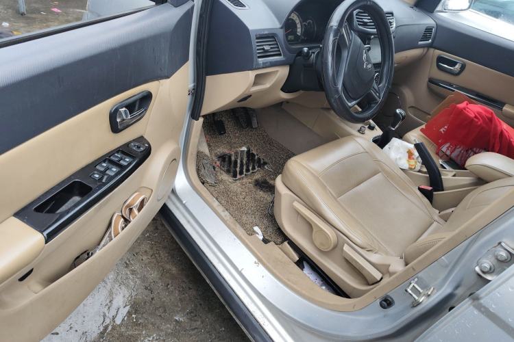 Used Wuling Hongguang 2014 1.2L S Standard Version China IV Standard
