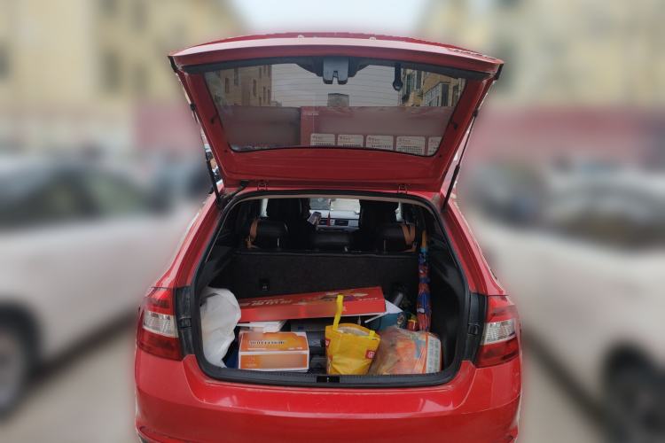 Used Skoda Rapid Spaceback 2014 1.6L Automatic Enjoyment Edition