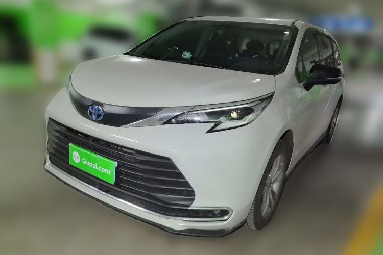Used Toyota Sienna 2023 2.5L Hybrid Comfort Edition