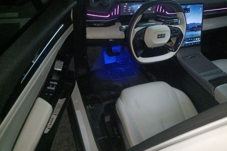 Used Geely Galaxy L6 2023 125km Starship
