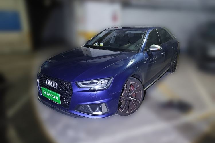 Used Audi A4L 2019 40 TFSI Fashion Edition China VI Emission Standard