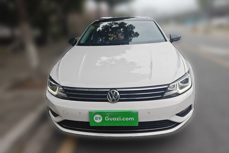 Used Volkswagen Lamando 2017 280TSI DSG Luxury Edition
