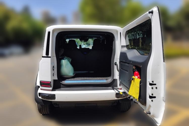 Used iCAR V23 2026 Model 401 Two-Wheel Drive Super Sports Edition Trunk