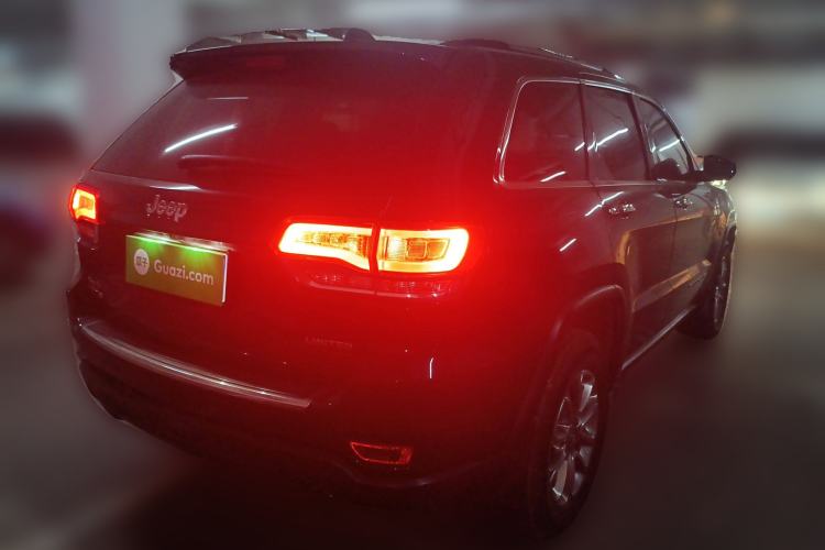 Used Jeep Grand Cherokee 2015 3.0TD Diesel Comfort Navigation Edition
