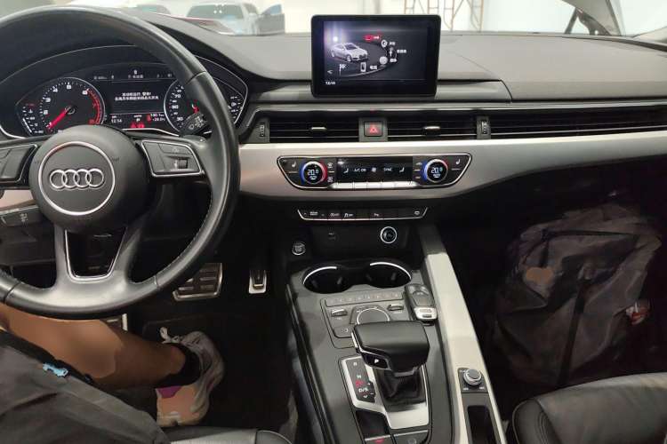 Used Audi A5 2017 Coupe 40 TFSI Fashion Model