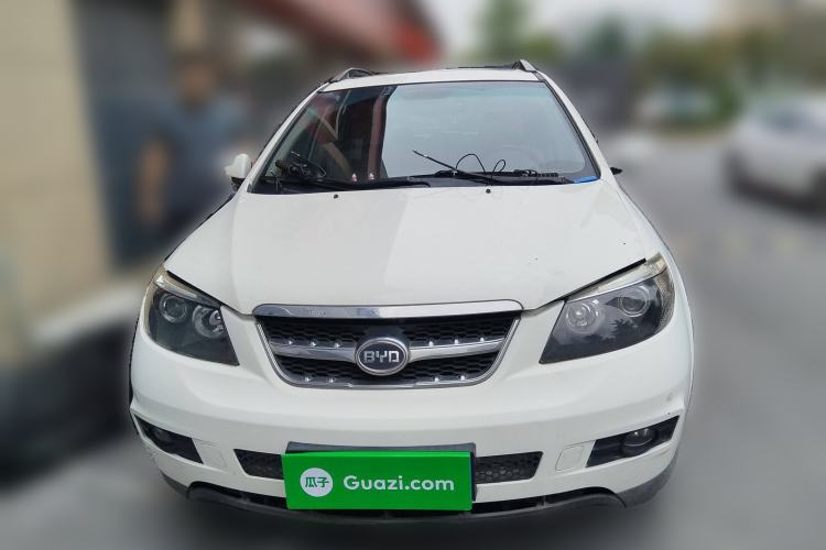 Used BYD S6 2014 2.0L Manual Luxury 5-Seater