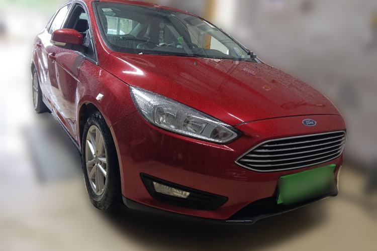 Used Ford Focus 2018 Sedan Classic 1.6L Automatic Trendy SmartDrive Edition
