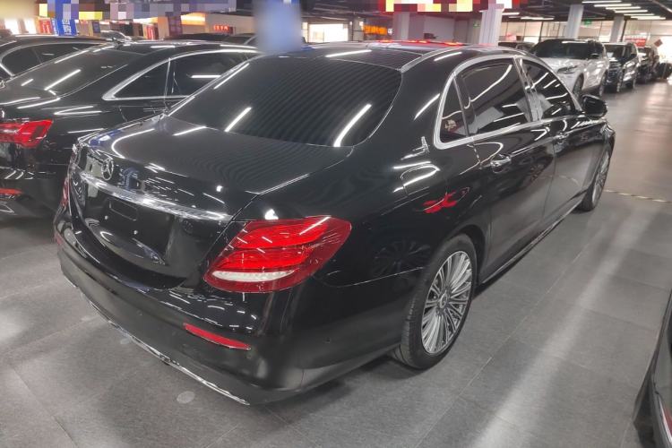 Used Mercedes-Benz E-Class 2020 E 300 L Sporty and Stylish Model Rear Right 45 Deg