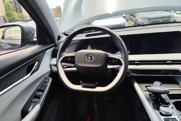 Used CHANGAN CS75 PLUS 2023 3rd Generation 1.5T Automatic Pilot Model Steering Wheel