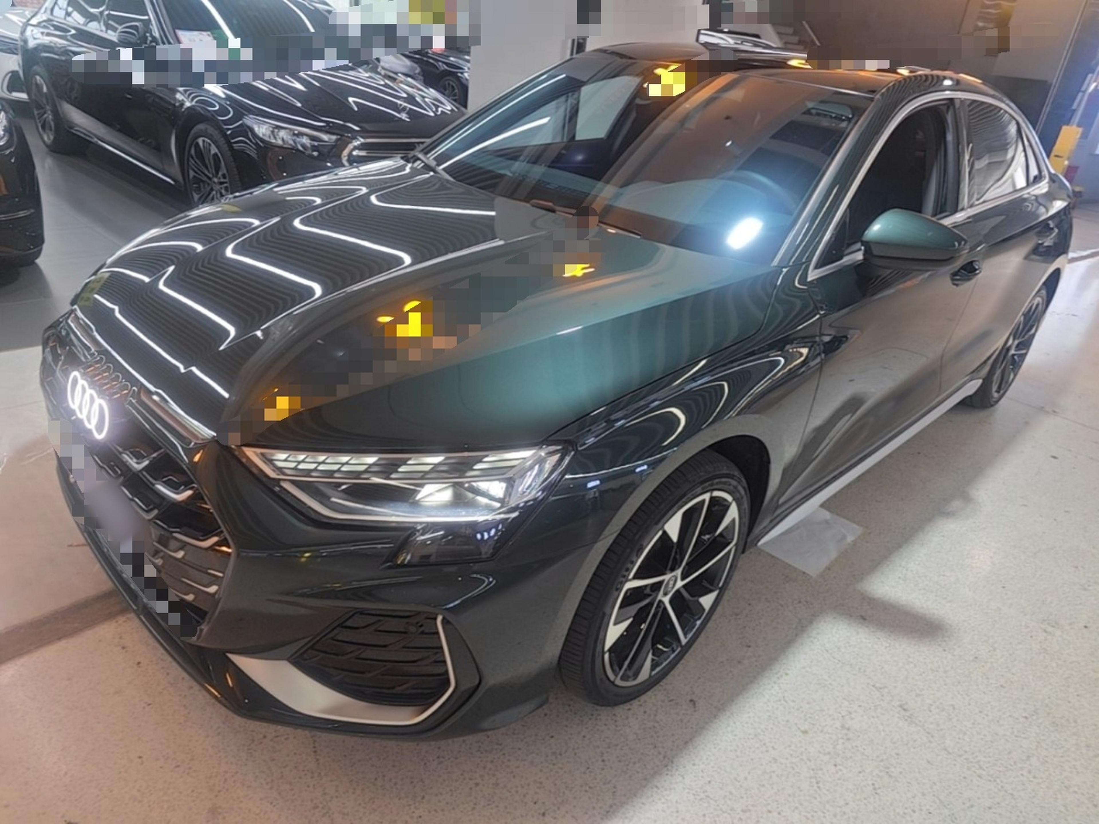 Под передней частью автомобиля