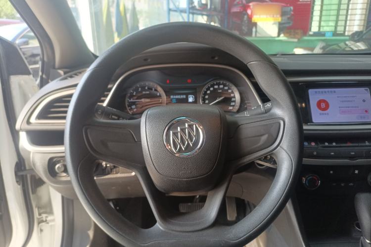 Used Buick GT 2021 1.3T Automatic Mild Hybrid Elite Version Steering Wheel