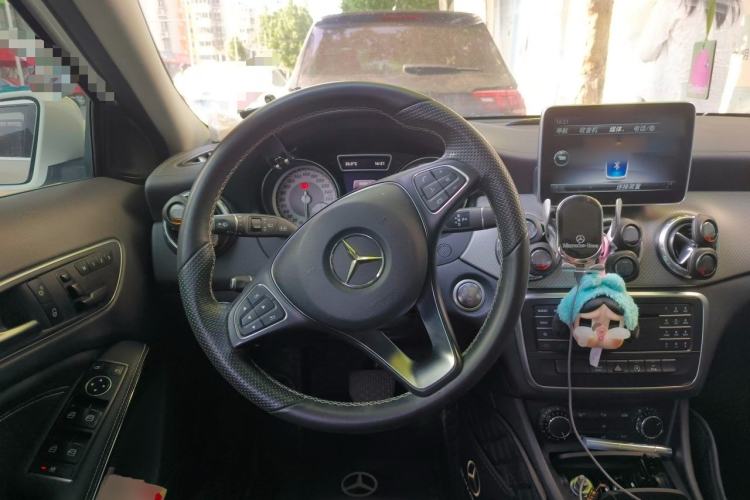 Used Mercedes-Benz GLA 2016 GLA 200 Fashion Model
