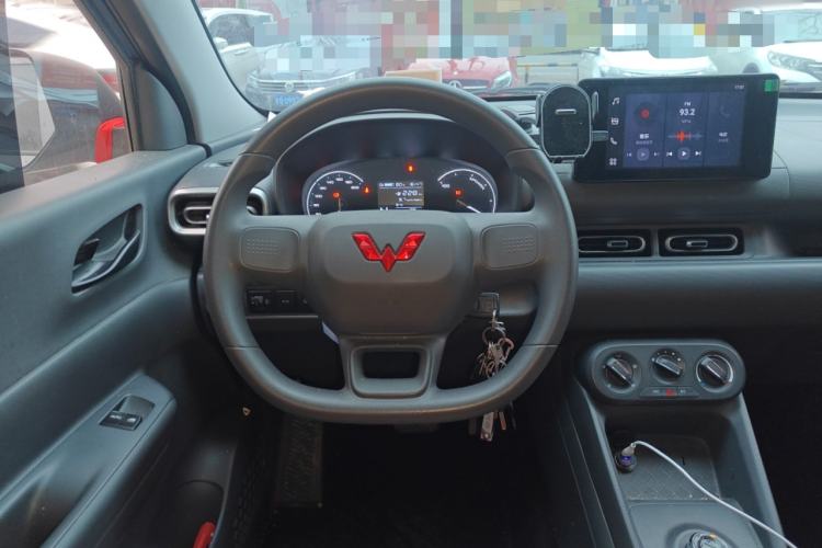 Used Wuling Hongguang New Energy 2024 All-Electric Model 300KM Standard Version