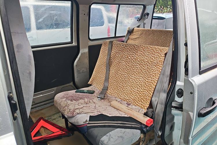 Used Dongfeng Xiaokang K07S 2015 1.2L Practical Version DK12-05 Interior 4