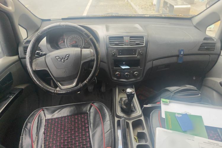 Used Wuling Zhengcheng 2015 1.5L Comfort L3C
