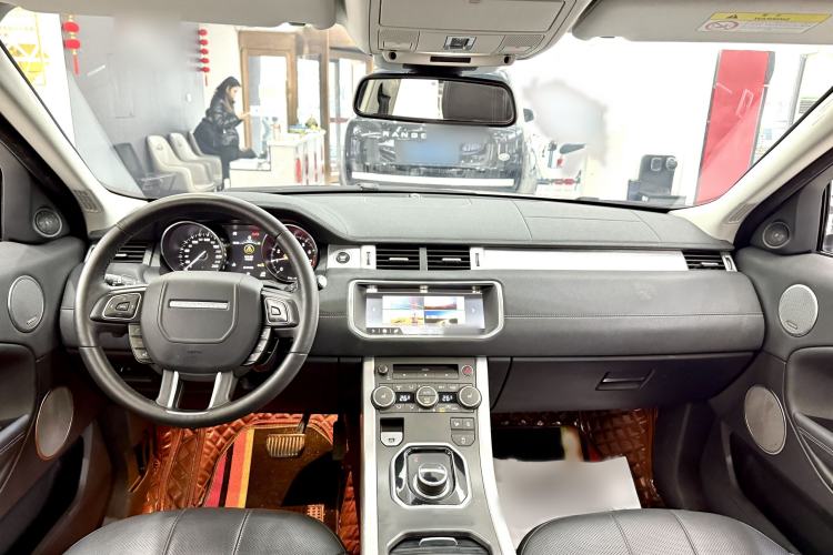 Used Land Rover Range Rover Evoque 2018 240 PS SE DYNAMIC Smart Edition