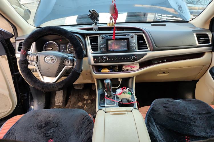 Used Toyota Highlander 2015 2.0T Four-Wheel Drive Elite Edition 7-Seater
