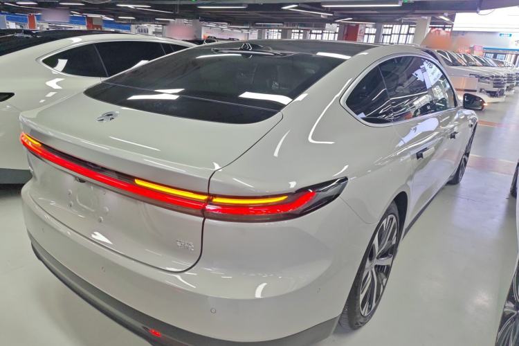 Used Nio ET7 2023 100kWh Signature Edition
