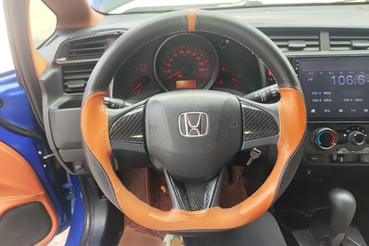 Used Honda Fit 2016 1.5L LX CVT Comfort Model Steering Wheel