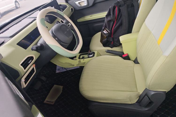 Used Geely Galaxy Panda 2023 Panda Mini 200km Endurance Bear Left Front Seat