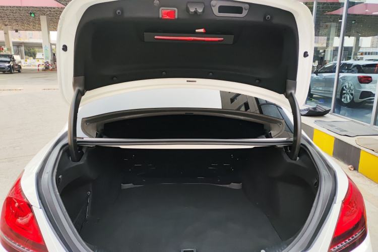 Used Mercedes-Benz C-Class 2021 C 200 L Fashion Edition Sport Version Trunk