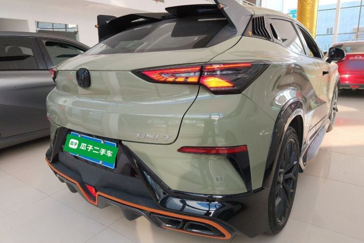 Used CHANGAN UNI-T 2022 1.5T Sport Edition Premium Version Exterior 5