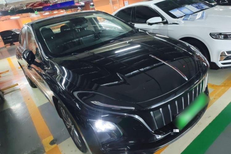 Used Hongqi E-QM5 2022 431 km Charge & Enjoy Edition
