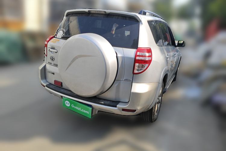 Used Toyota RAV4 2009 2.4L Automatic Luxury Navigation Edition
