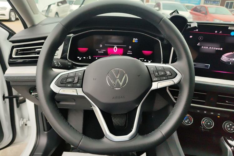Used Volkswagen Sagitar 2024 300TSI DSG Excellence Edition Steering Wheel