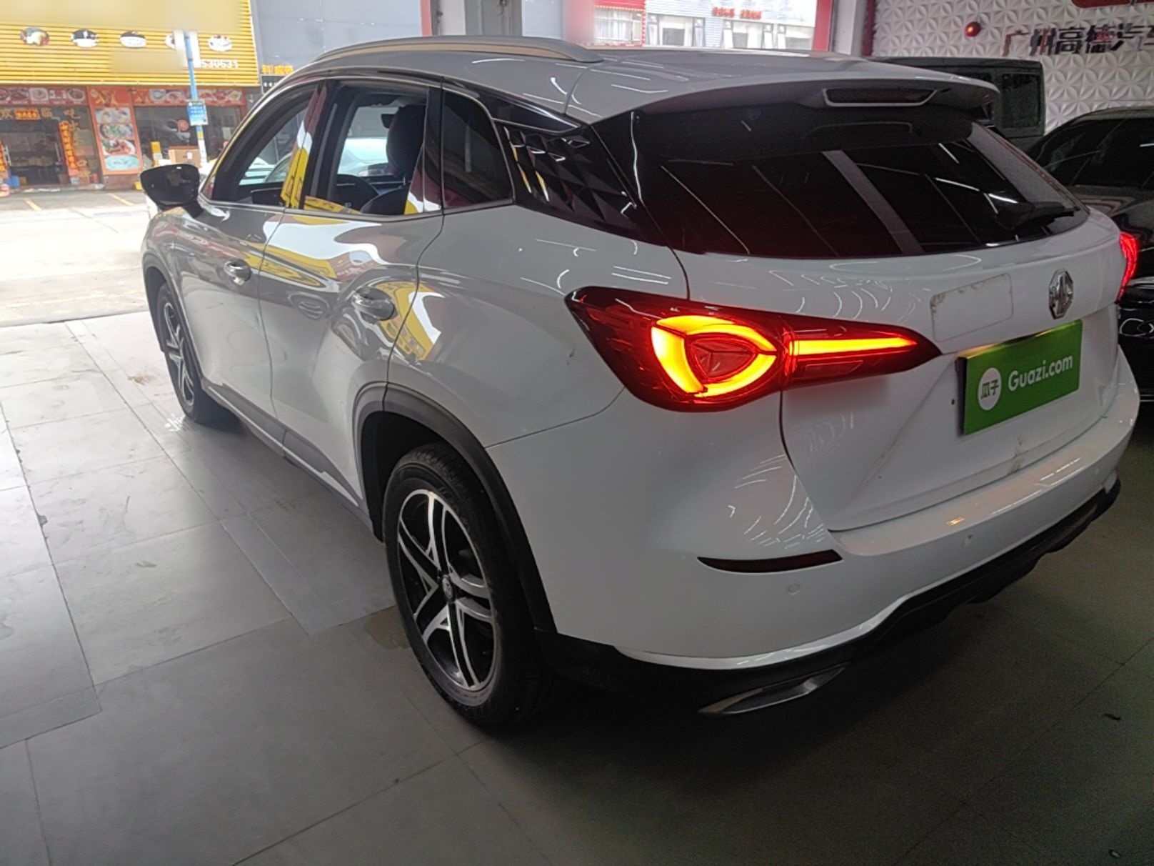 MG ONE 2023 1.5T Entry Version — снимка 4